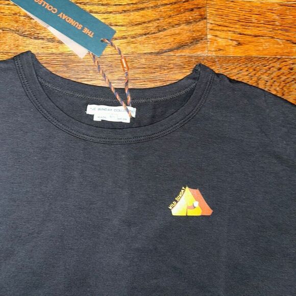 New The Sunday Collective T Shirt - Picture 2 of 6